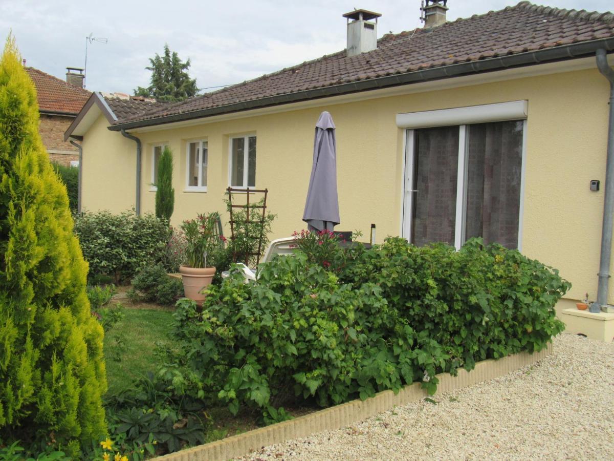 O Bout D'La Motte Apartment Voillecomte ภายนอก รูปภาพ