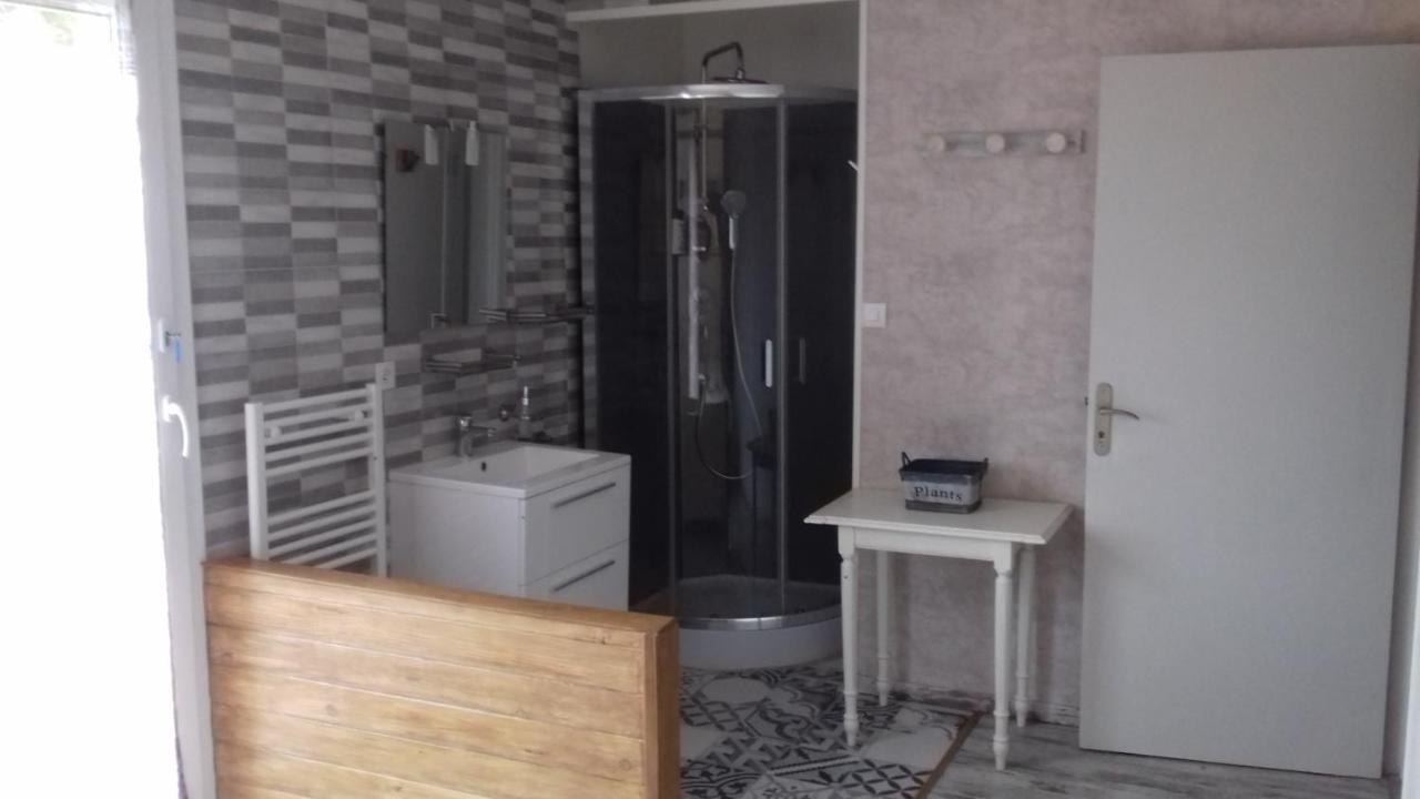 O Bout D'La Motte Apartment Voillecomte ภายนอก รูปภาพ